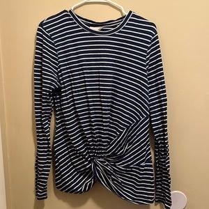 Universal Threads Long-Sleeve Shirt